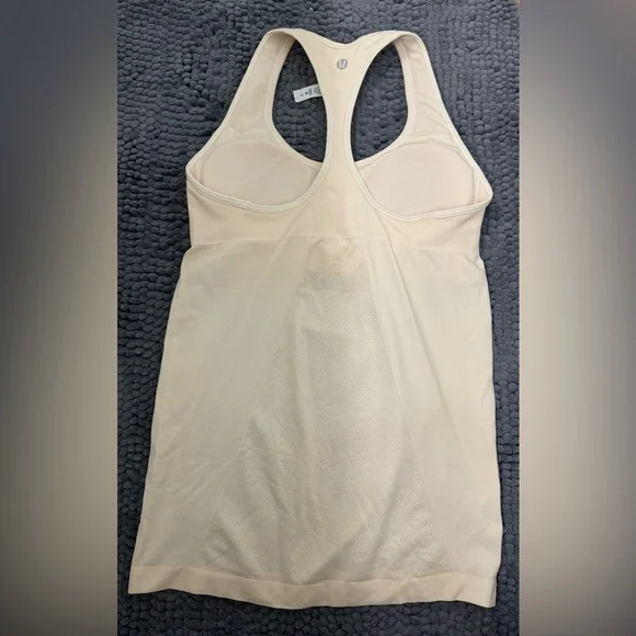 Lululemon Racer back top - Picture 2 of 3